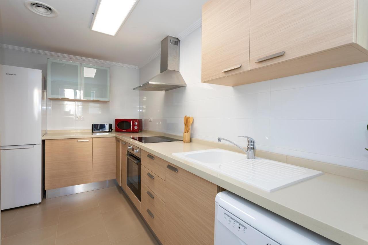 Brisas B2, 2 Dormitorios, Playa A 50M, By BookinДения Екстериор снимка
