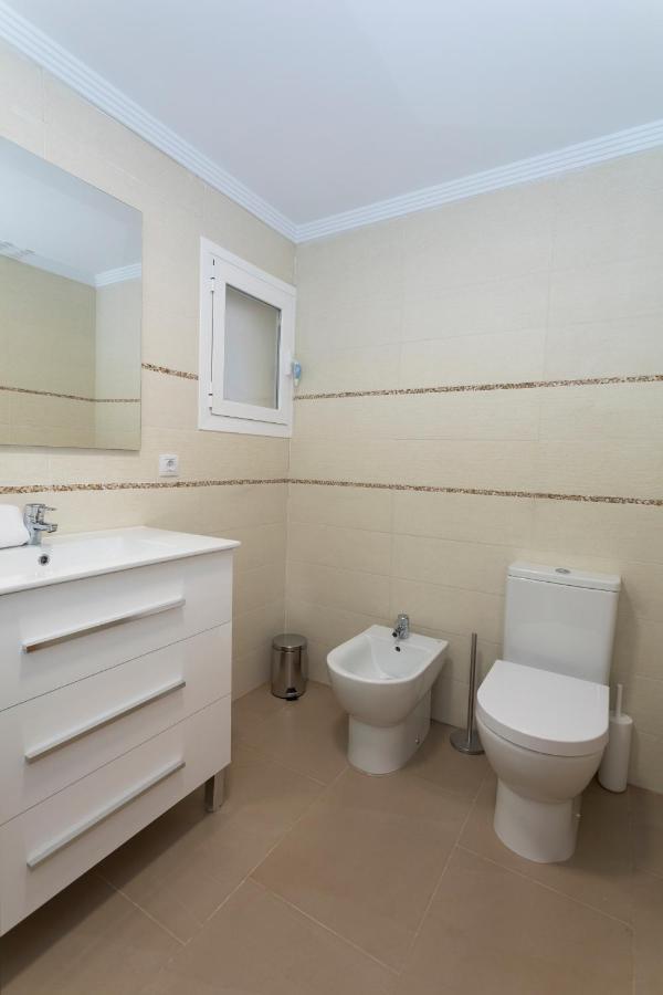 Brisas B2, 2 Dormitorios, Playa A 50M, By BookinДения Екстериор снимка