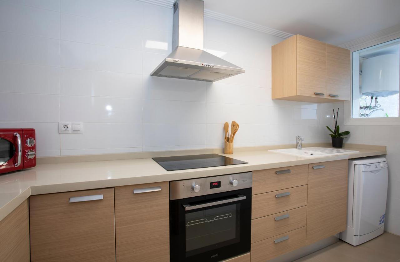 Brisas B2, 2 Dormitorios, Playa A 50M, By BookinДения Екстериор снимка
