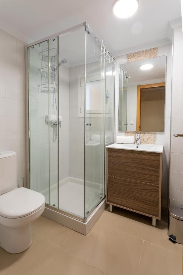 Brisas B2, 2 Dormitorios, Playa A 50M, By BookinДения Екстериор снимка